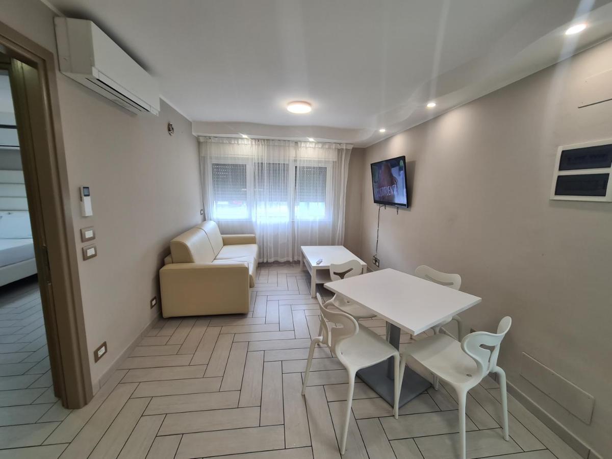 Nero D'Avorio Apartments Rimini Esterno foto