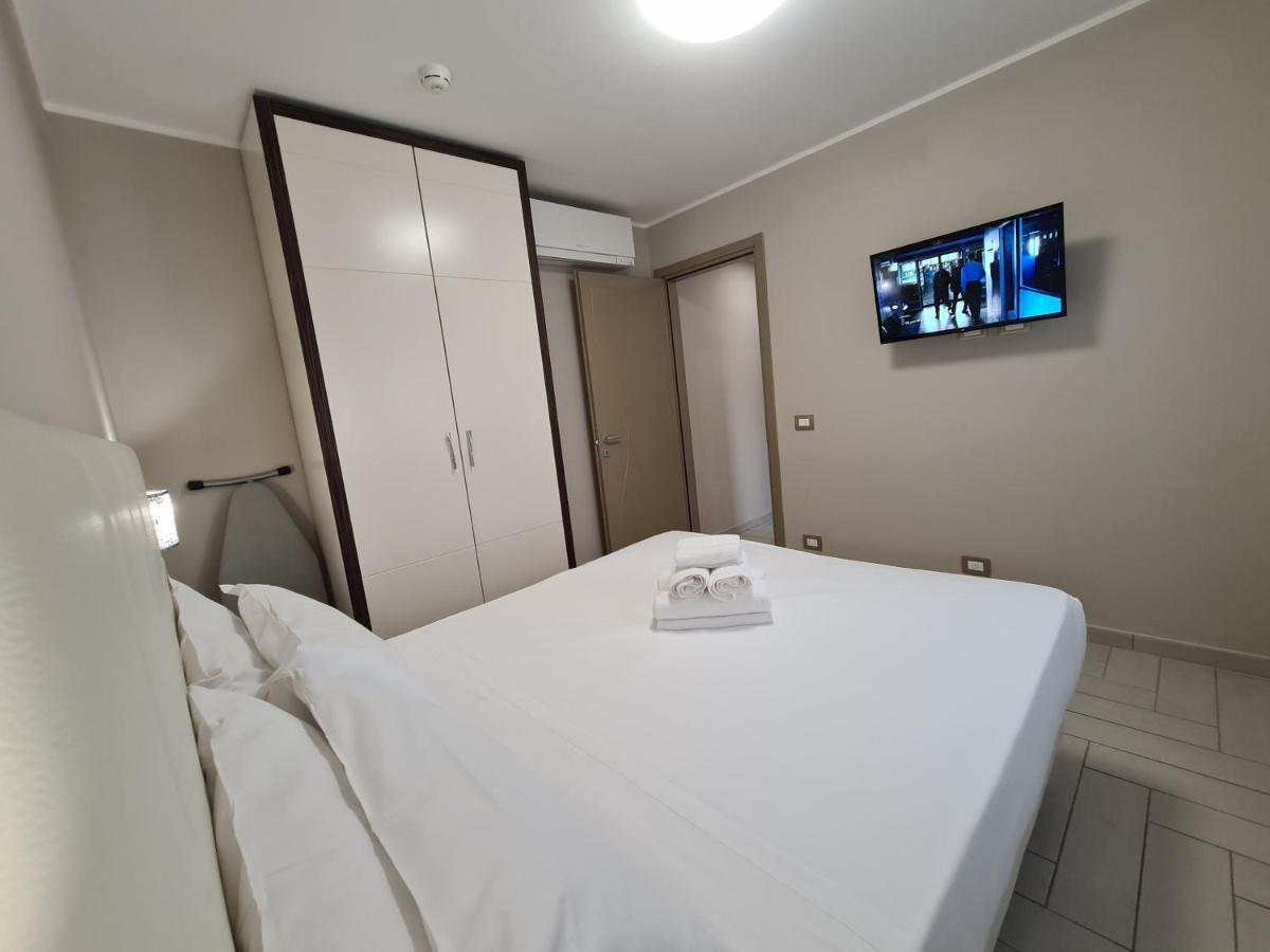 Nero D'Avorio Apartments Rimini Esterno foto