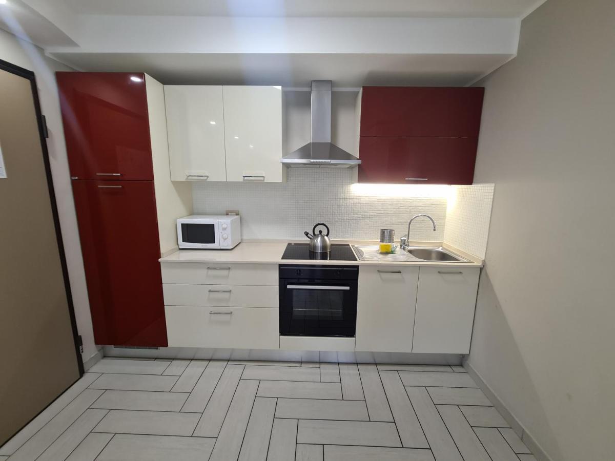 Nero D'Avorio Apartments Rimini Esterno foto
